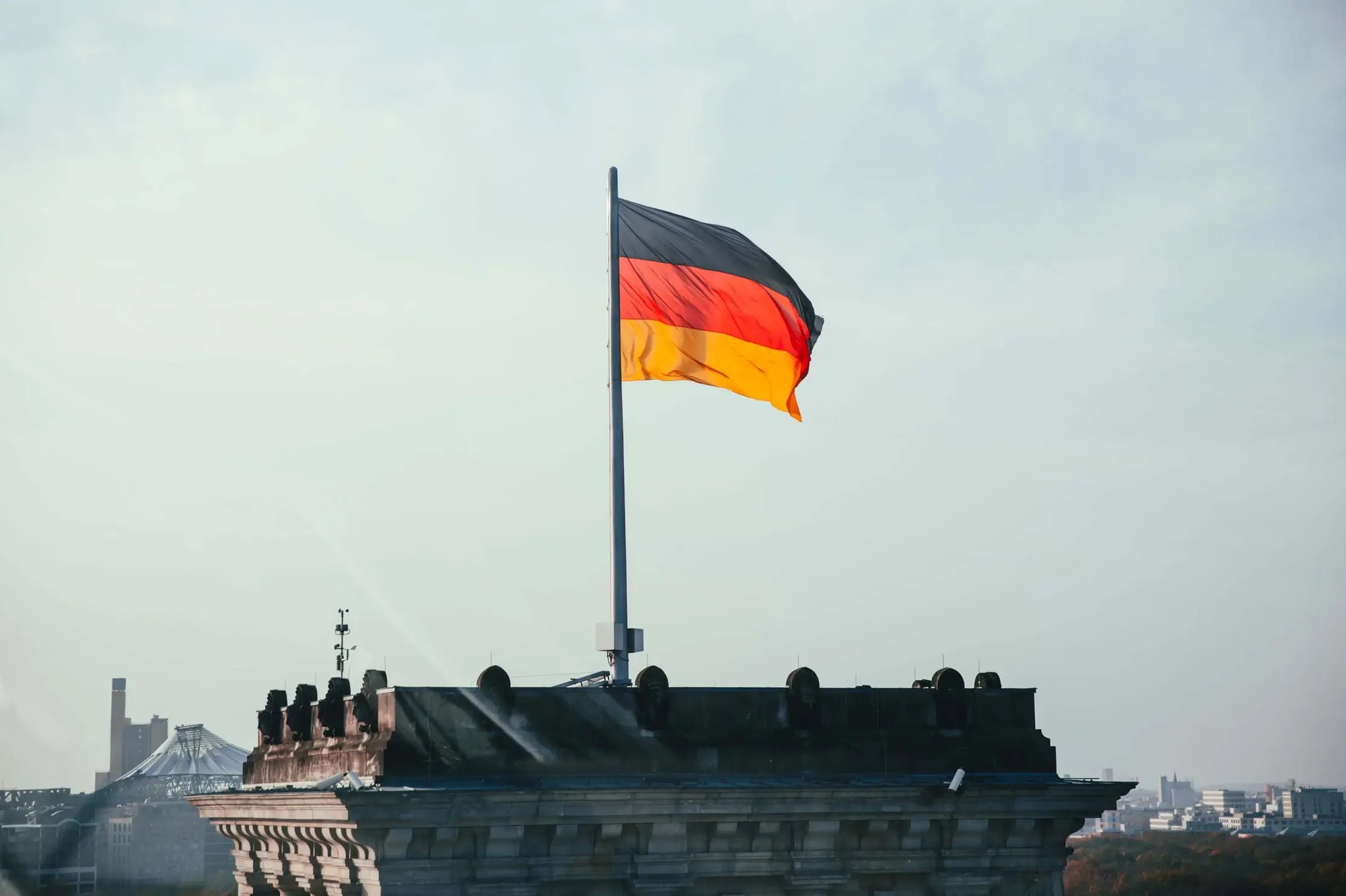 german-flag-on-rooftop (1)